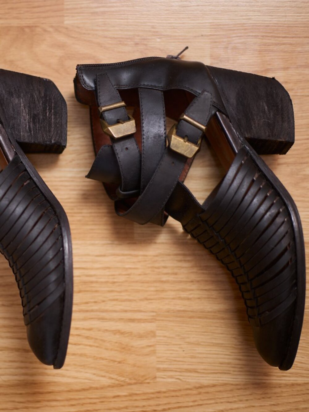 Jeffrey Campbell Ibiza Last summer ankle boots/ sandals
